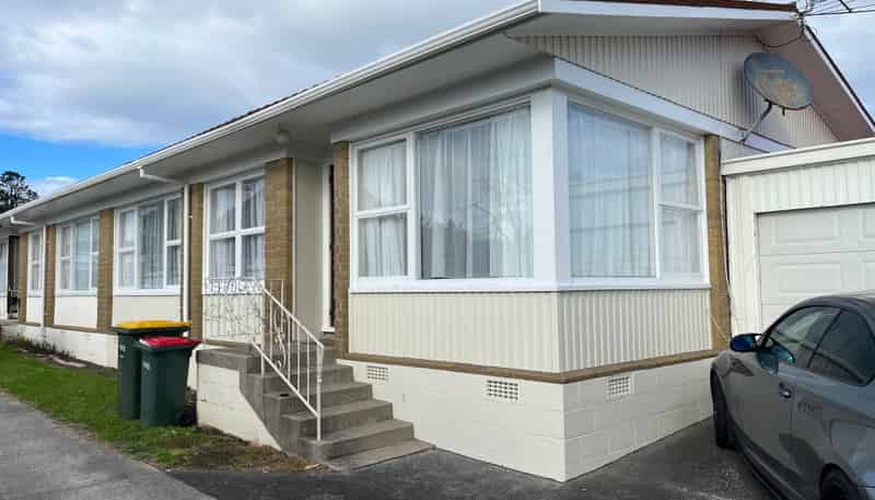 2/56 Dominion Street, Takapuna