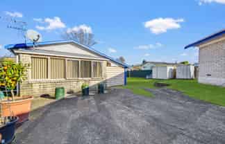 22 Roger Street, Pukehangi