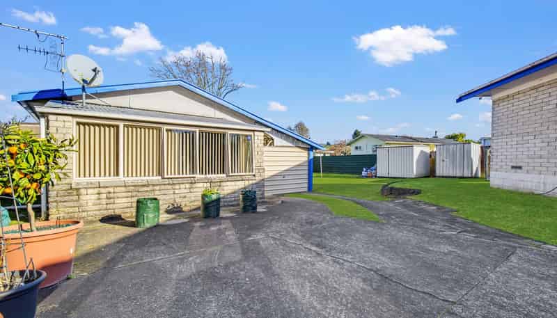22 Roger Street, Pukehangi