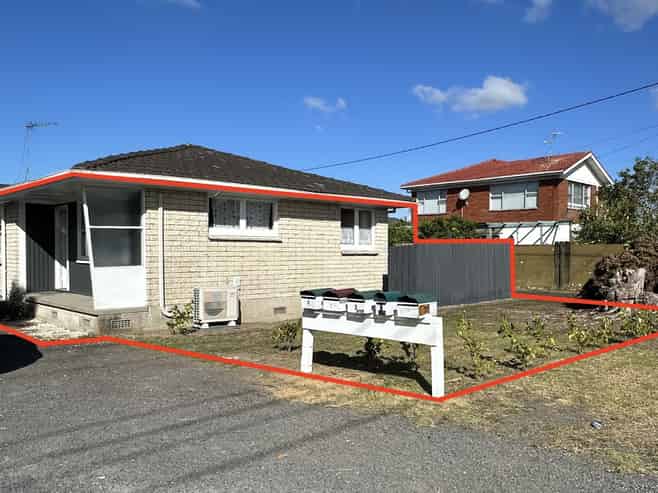 1/215 Swanson Road, Henderson