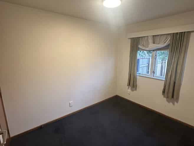 1/215 Swanson Road, Henderson