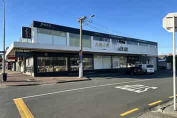 Coveted Dominion Road dual-frontage high-traffic