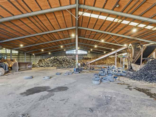Leased industrial investment