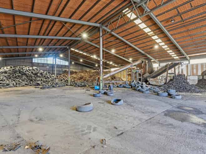 Leased industrial investment