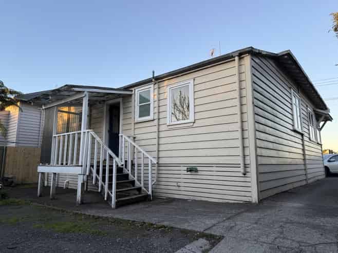 2/415 Sandringham Road, Sandringham