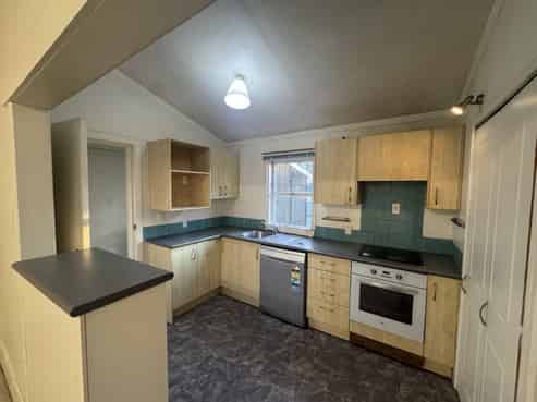 2/415 Sandringham Road, Sandringham