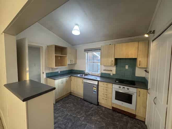 2/415 Sandringham Road, Sandringham
