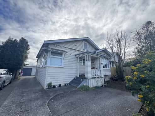 2/415 Sandringham Road, Sandringham