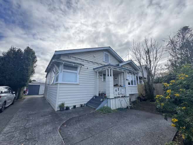 2/415 Sandringham Road, Sandringham