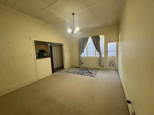 2/415 Sandringham Road, Sandringham