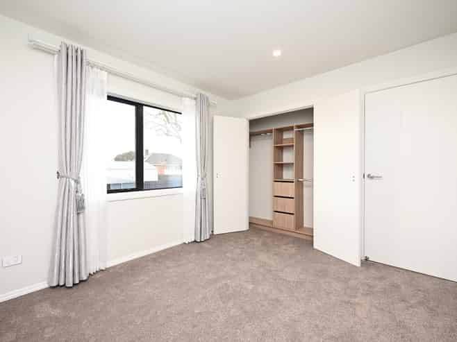 16A Matamata Place, Otara
