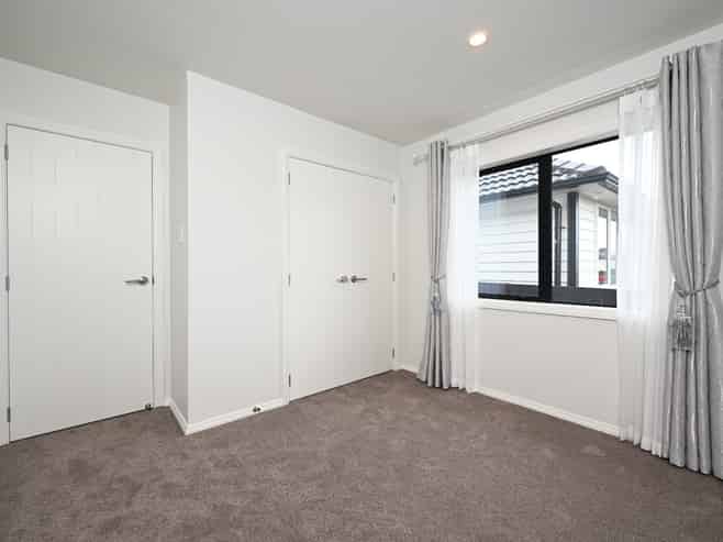 16A Matamata Place, Otara