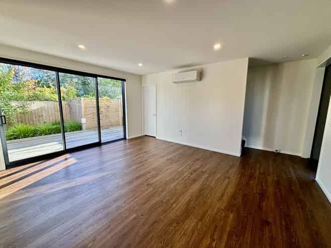 2/8b Huia Street, Riccarton