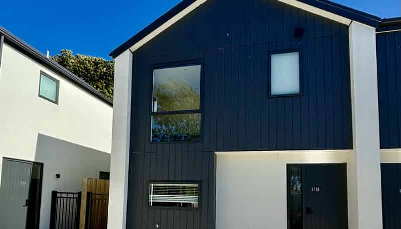 2/8b Huia Street, Riccarton