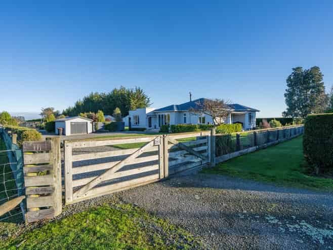 261 Wilsons Crossing Road, Tussock Creek