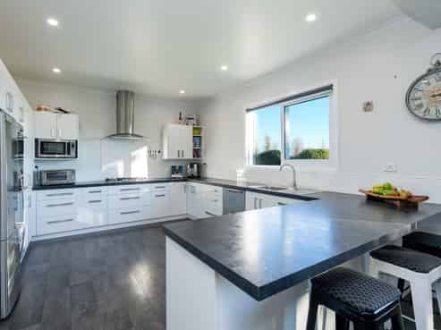 261 Wilsons Crossing Road, Tussock Creek