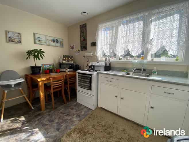 2/34 Compton Street, Woolston
