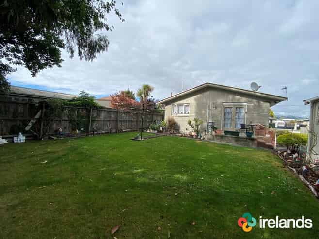2/34 Compton Street, Woolston