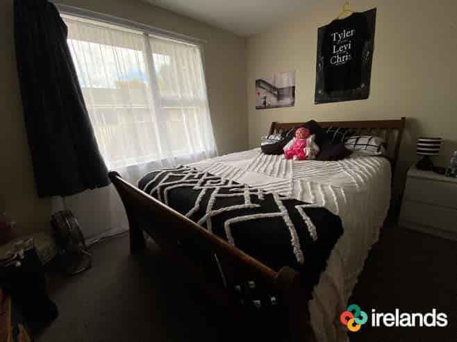 2/34 Compton Street, Woolston