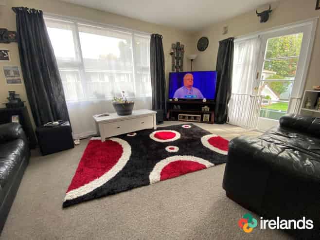 2/34 Compton Street, Woolston
