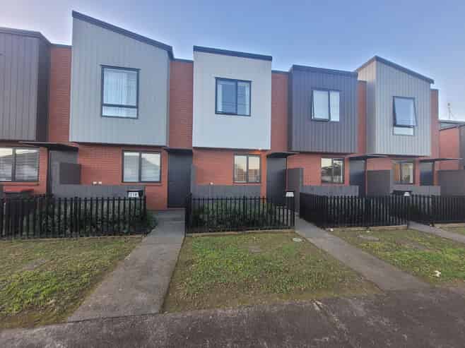 21C Matapan Road, Panmure