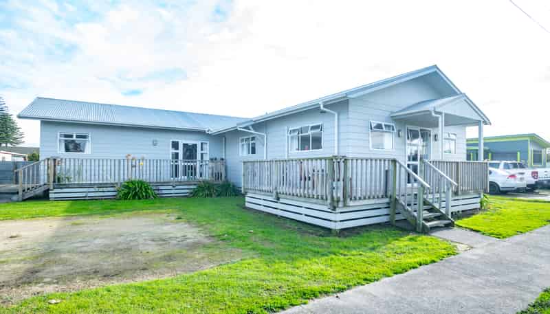 1, 2, 3/37 River Parade, Wairoa