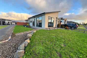 5 Poutawa Lane , Clarks Beach