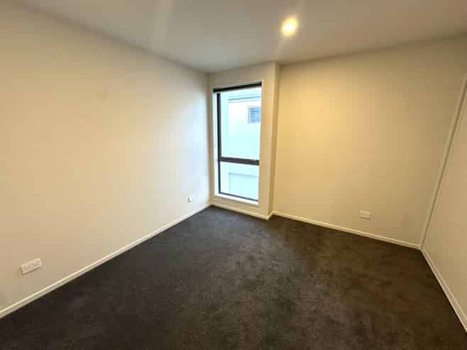 61 Bampton Street , Burwood