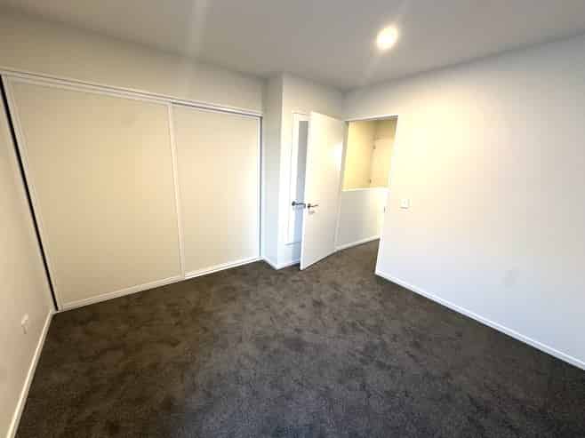 61 Bampton Street , Burwood