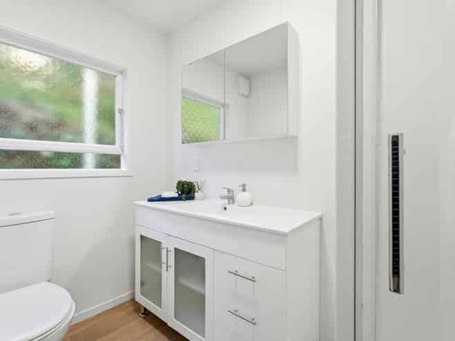 73B Great North Road, Saint Johns Hill