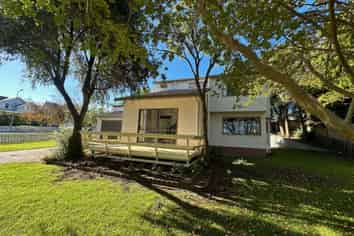 93 Stout Street, Whataupoko