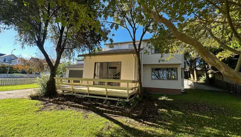 93 Stout Street, Whataupoko