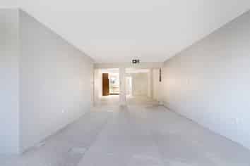 Great North Road Retail and Office Space