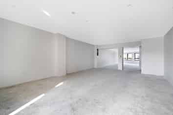 Great North Road Retail and Office Space