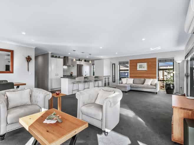 10 Ash Close, Levin