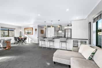 10 Ash Close, Levin