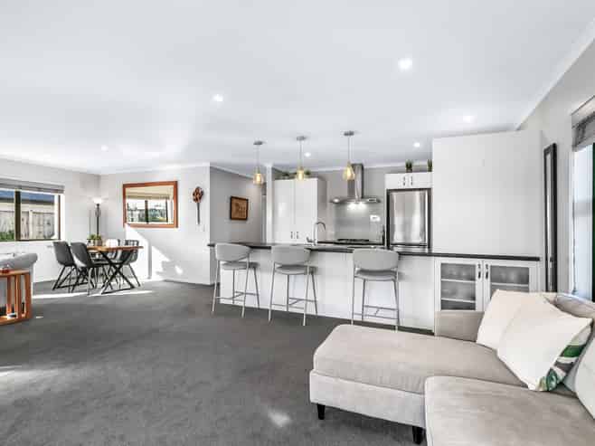 10 Ash Close, Levin