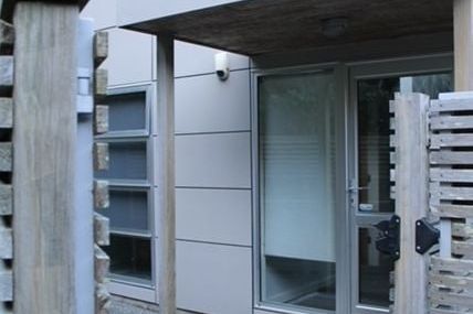 Two bedroom townhouse with sea views - Widok 2