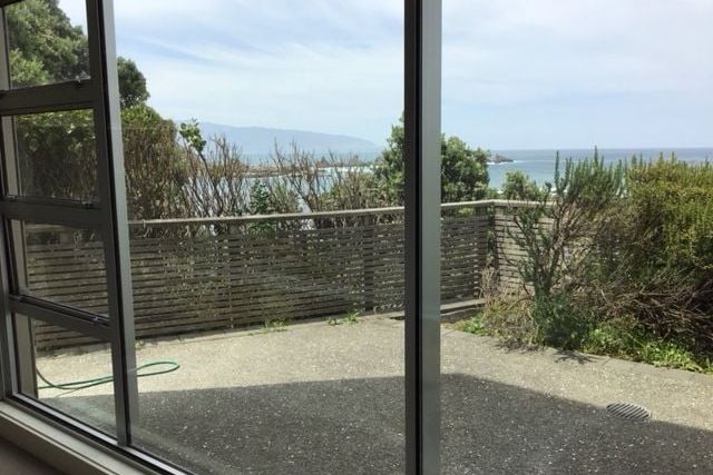 Two bedroom townhouse with sea views – pohled 5