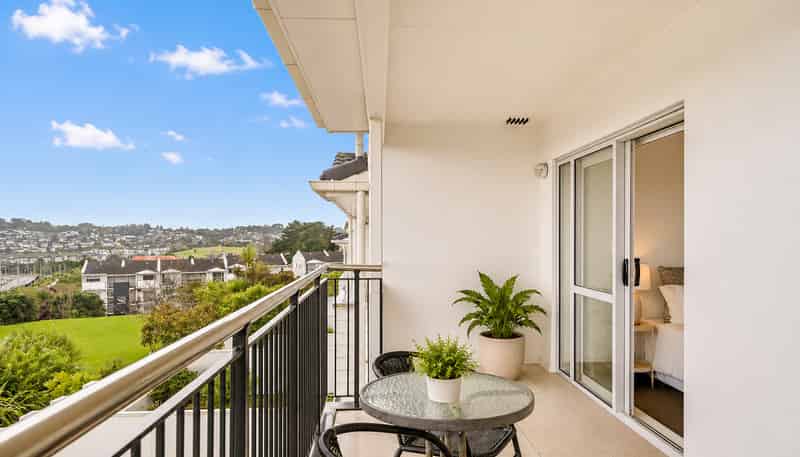 E10/60 Mason Road, Oteha