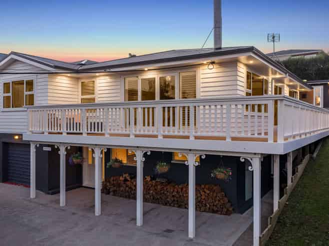 2/41 Hastings Road, Mairangi Bay