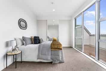 4C/63 Kestev Drive, Flat Bush