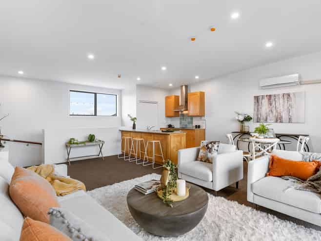 4C/63 Kestev Drive, Flat Bush
