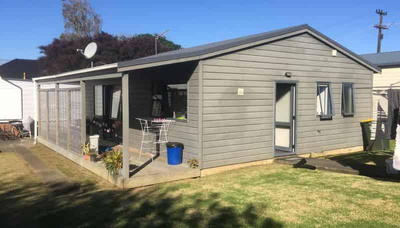 2/143 Gray Avenue, Papatoetoe