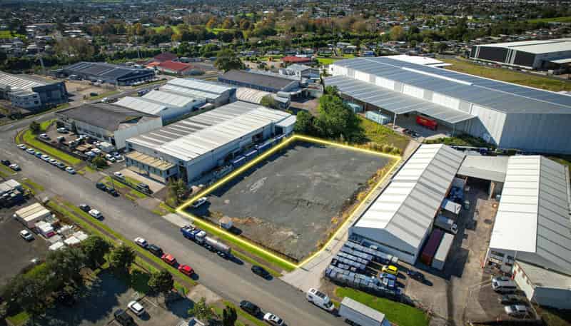 8 Waokauri Place, Mangere