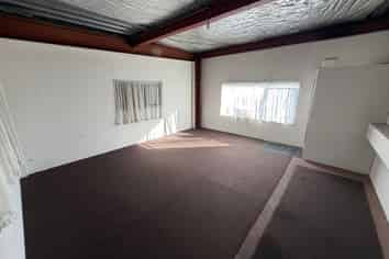Clearspan 220m² Industrial Unit