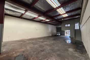 Clearspan 220m² Industrial Unit
