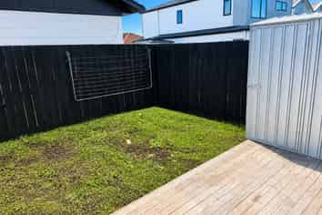 13/21 Tennessee Avenue, Mangere East