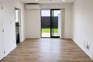 13/21 Tennessee Avenue, Mangere East