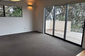 20a Carlton Crescent, Maraetai